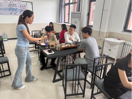旅游管理专业群人才培养方案修订研讨会
